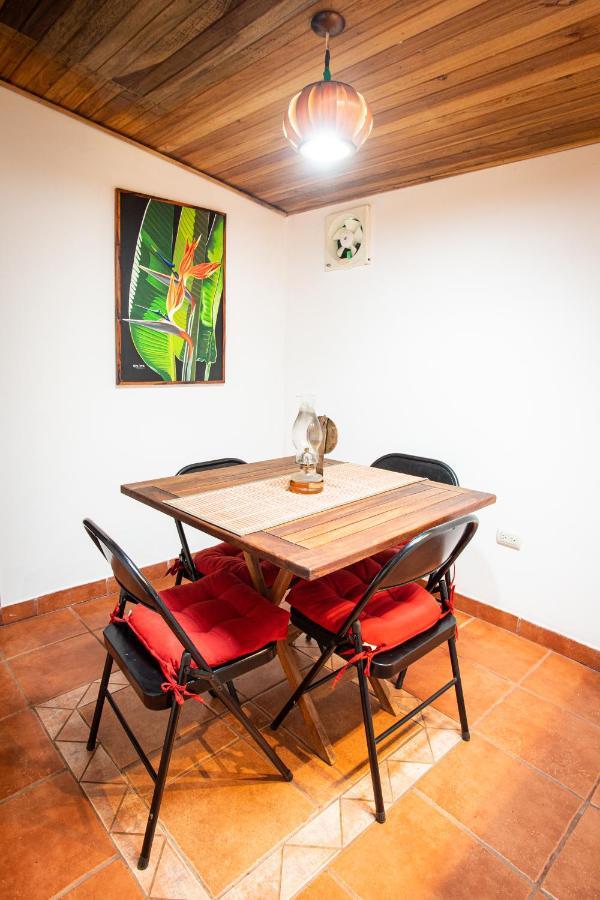 Pochote Lodge Guayabo  Zewnętrze zdjęcie